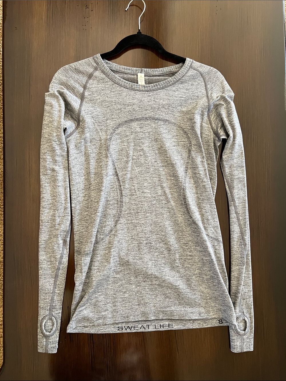 EUC lululemon Swiftly LS Limited Edition Silver Metallic Size 8